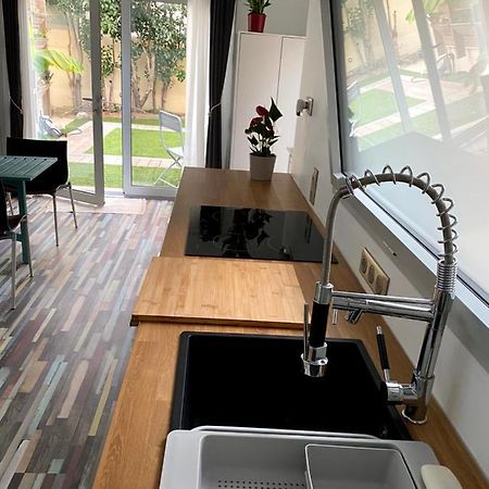 Le 9Ieme Entracte Hotel Marseille Bagian luar foto