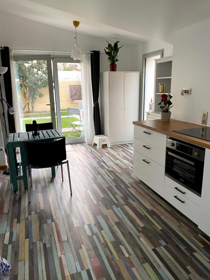 Le 9Ieme Entracte Hotel Marseille Bagian luar foto
