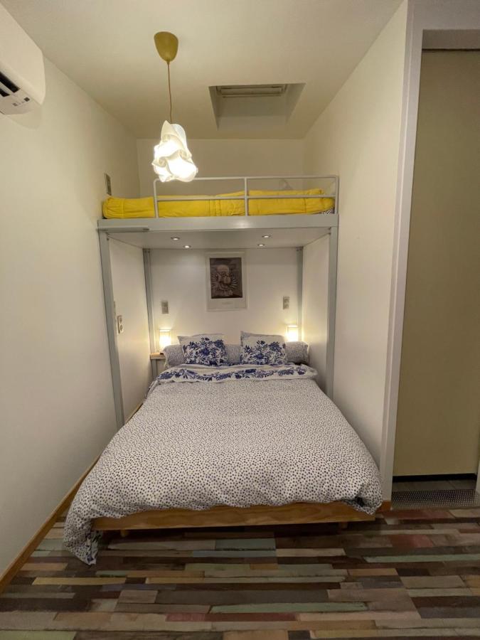 Le 9Ieme Entracte Hotel Marseille Bagian luar foto