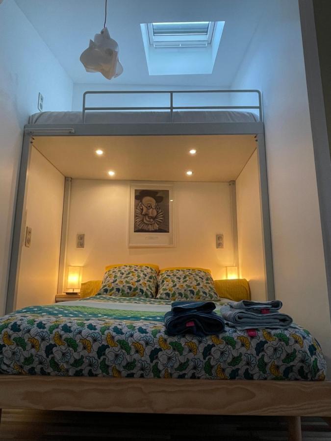 Le 9Ieme Entracte Hotel Marseille Bagian luar foto